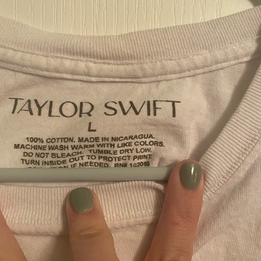 Fearless (Taylor’s Version) Album Tee - image 4